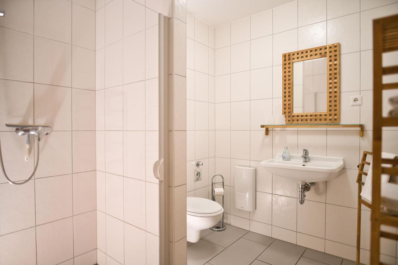 Aparthotel Zum Goldenen Anker Stralsund Exterior foto