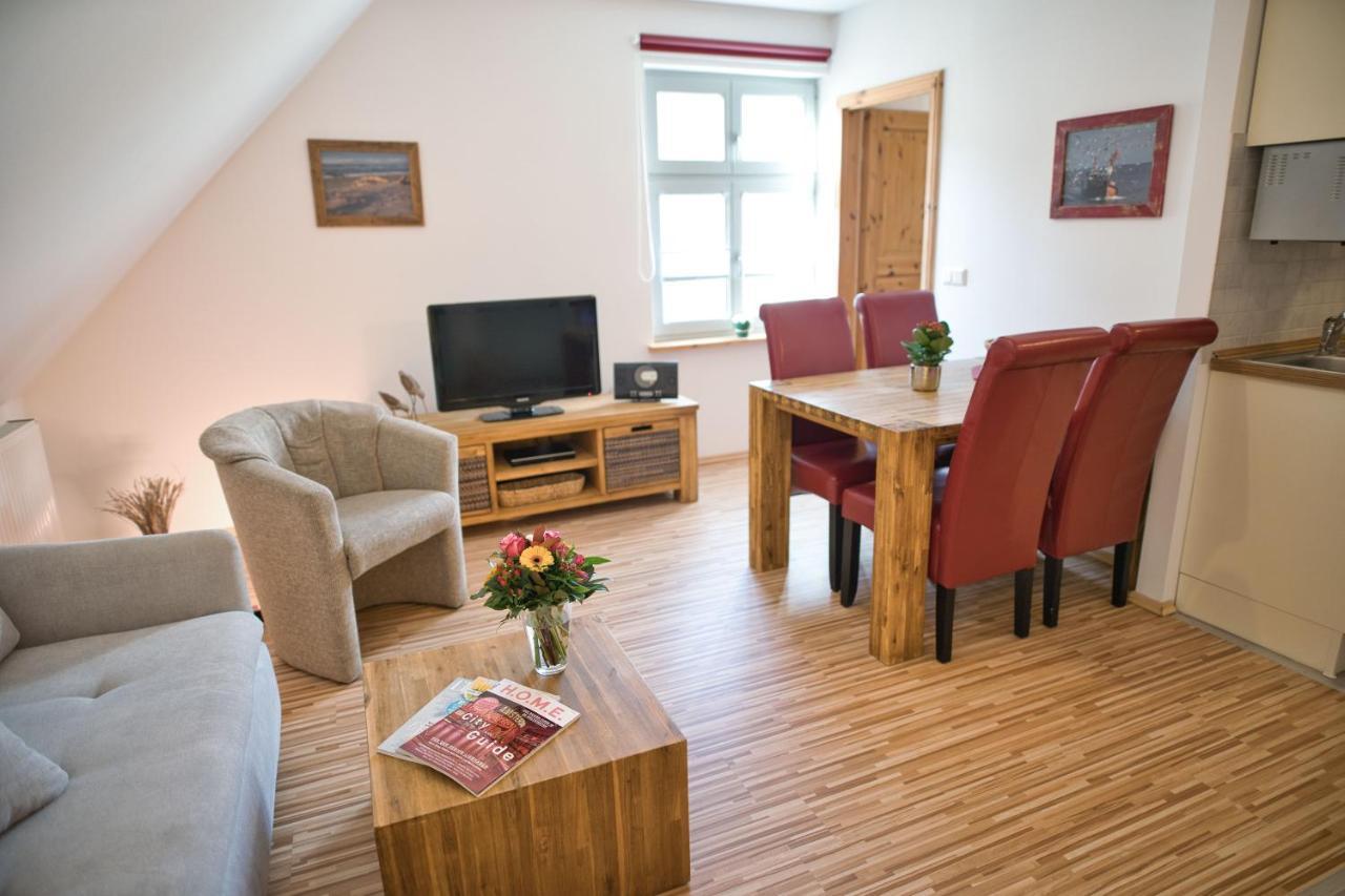 Aparthotel Zum Goldenen Anker Stralsund Exterior foto