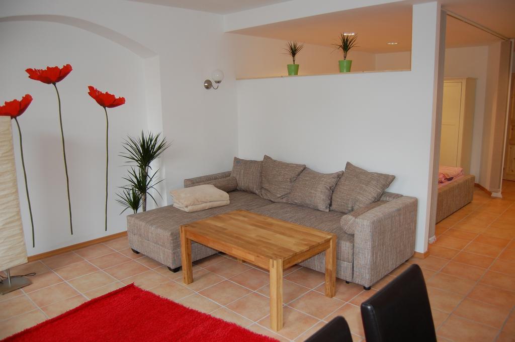 Aparthotel Zum Goldenen Anker Stralsund Habitación foto
